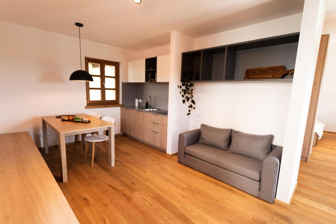Vinoteka Brda Apartment Smartno Luaran gambar